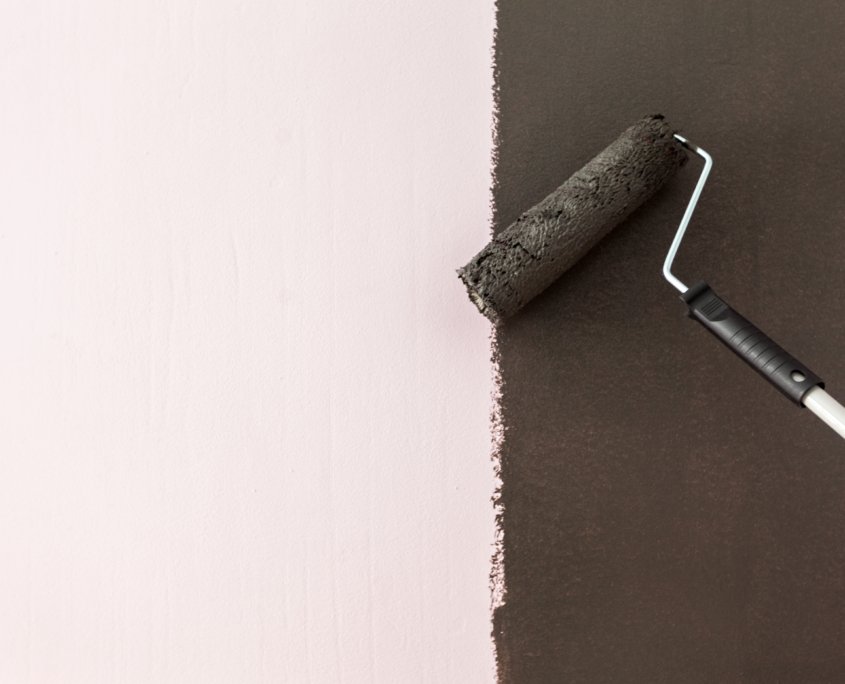 painting a wall in black color